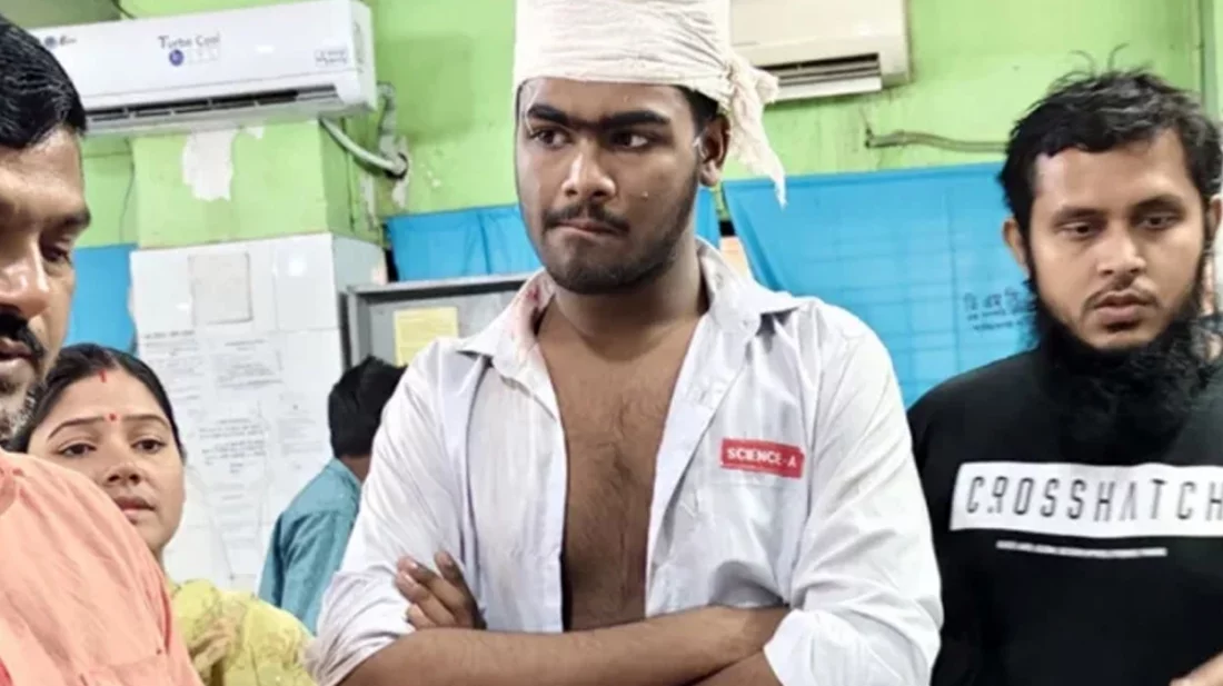 ঢাকা কলেজ ও সিটি কলেজের শিক্ষার্থীদের মধ্যে বড় সংঘর্ষ